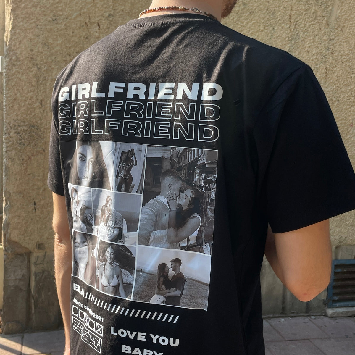 חולצת תמונות שחור לבן בעיצוב אישי